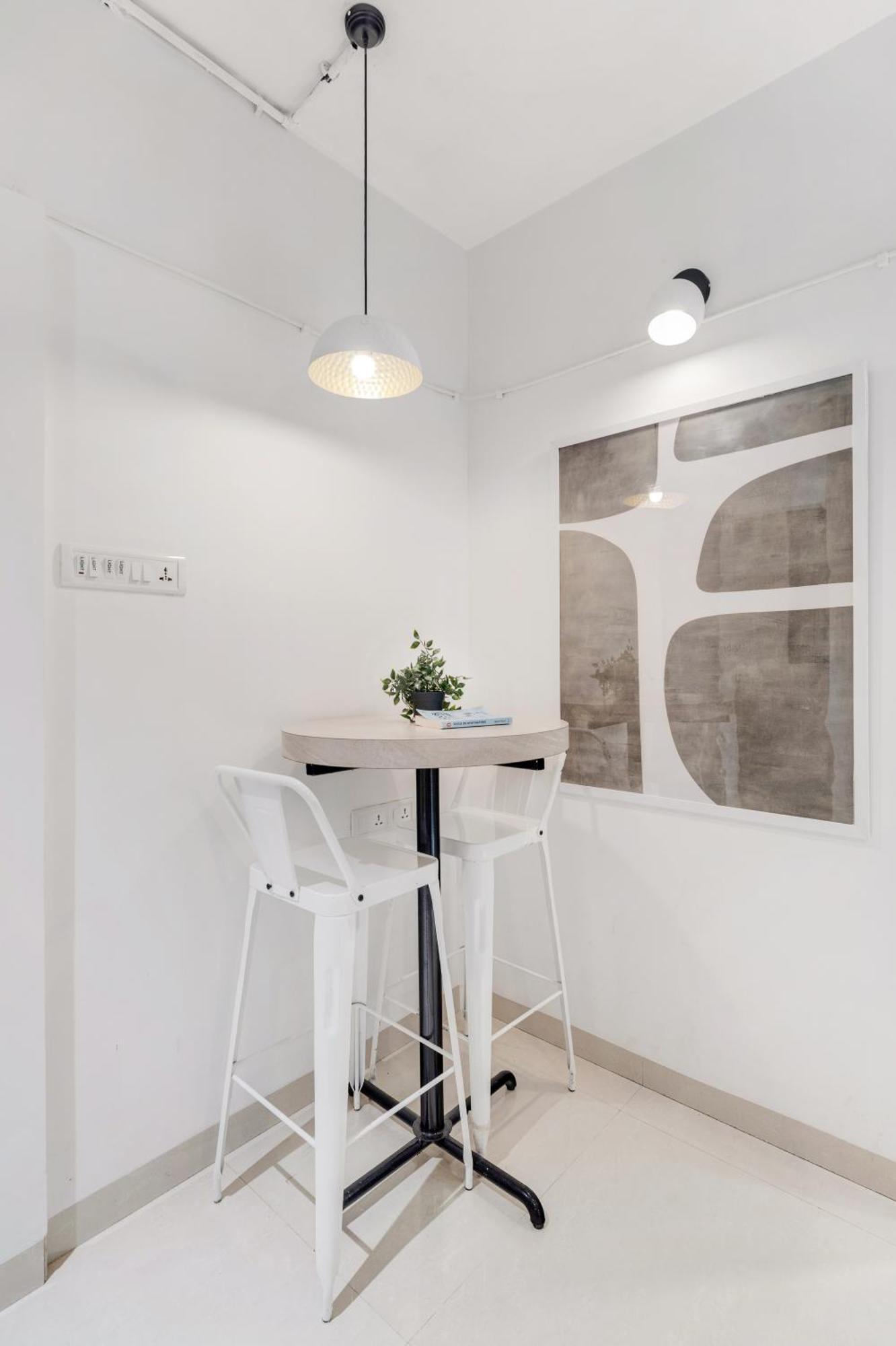 Nest 1bhk Bandra W By The Company * Bombaj